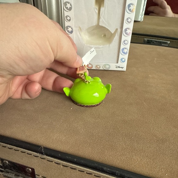Disney Pixar BaubleBar Toy Story Alien bag charm/keychain. - Picture 2 of 4